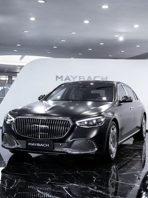 重庆大足区德维铁企业管理咨询岚图汽车的售后服务让用户无忧出行，迈巴赫未来的豪华车趋势